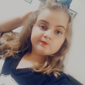 Meet your Posher, Makaela